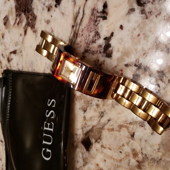 Guess Watch - Picture 7 of 7